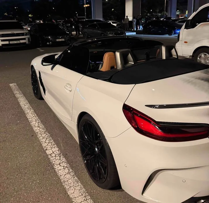 BMW Z4 — фото 4