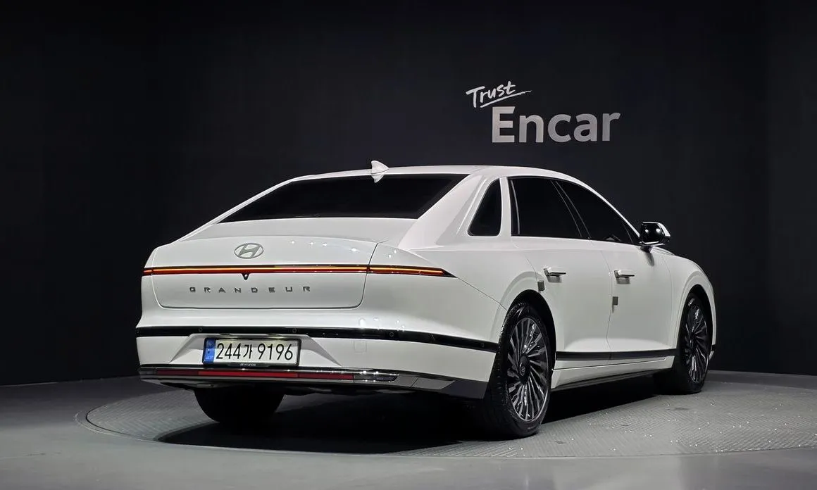 Hyundai Grandeur — фото 5