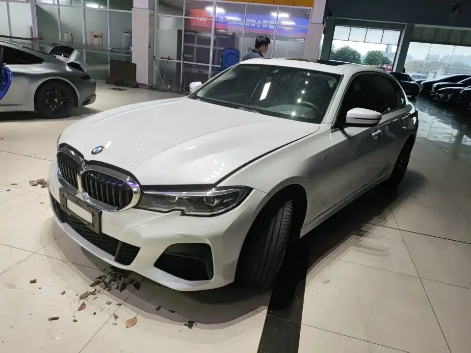 BMW 3 Series — фото 1