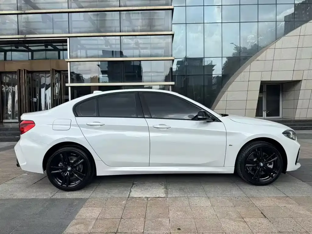 BMW 1 Series — фото 2