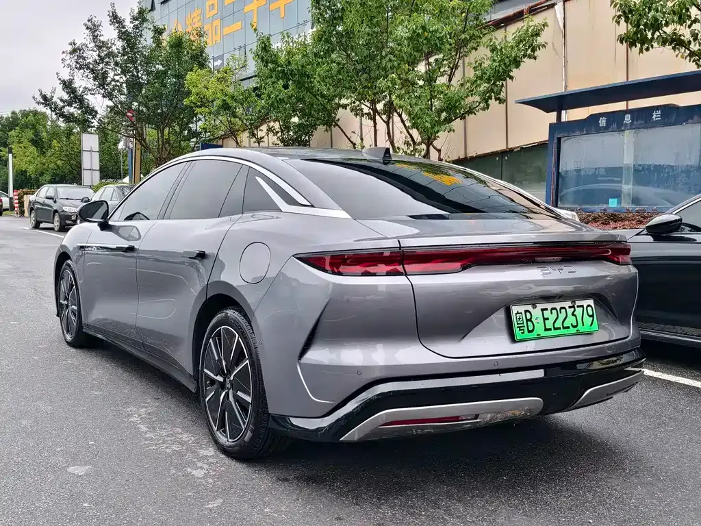 BYD Han L — фото 10