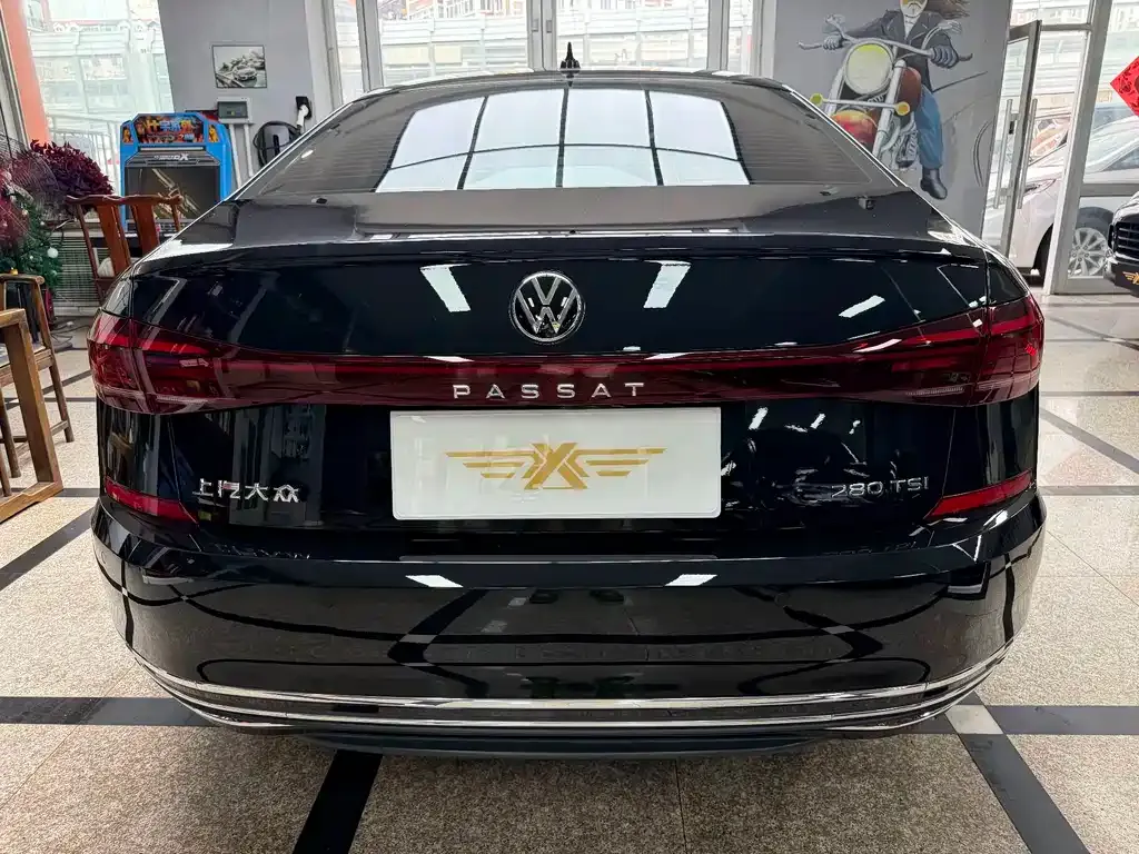 Volkswagen Passat — фото 2