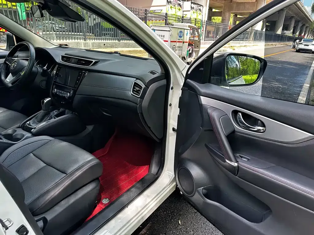Nissan Qashqai — фото 2