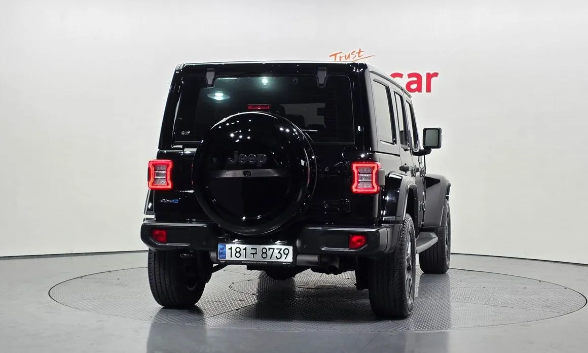 Jeep Wrangler — фото 2