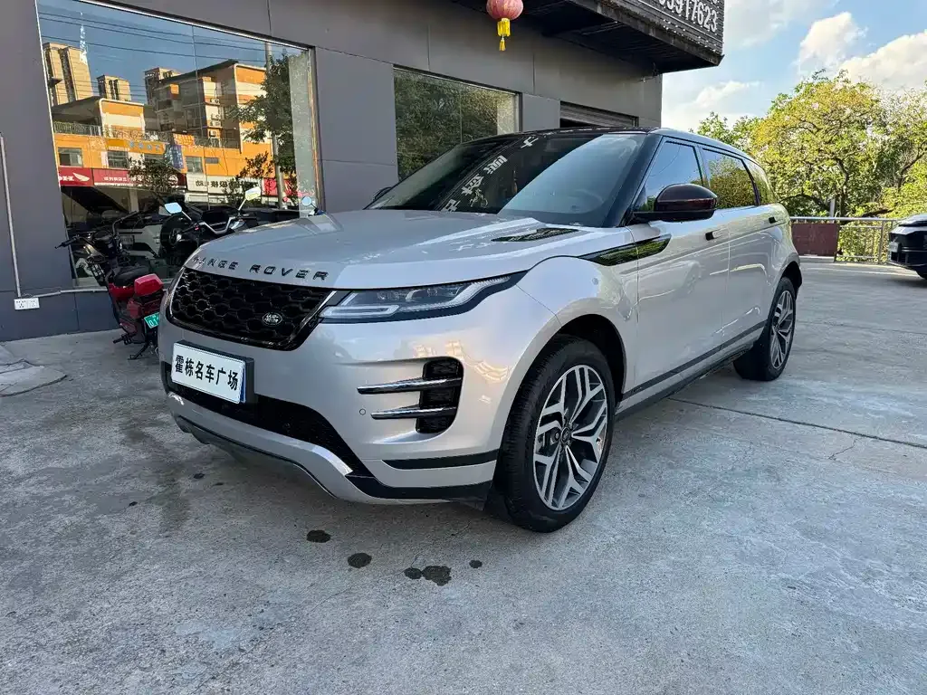 Land Rover Evoque — фото 1