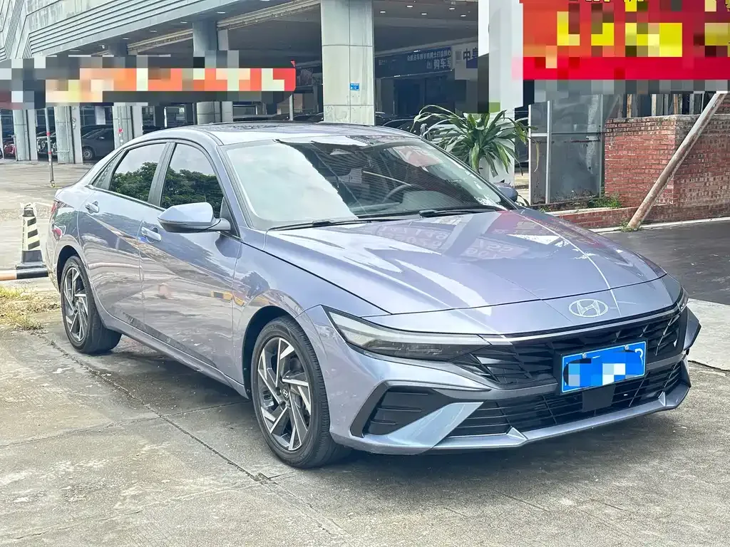 Hyundai Elantra — фото 6