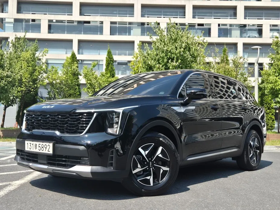 Kia Sorento — фото 9