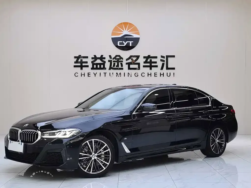 BMW 5 Series — фото 1