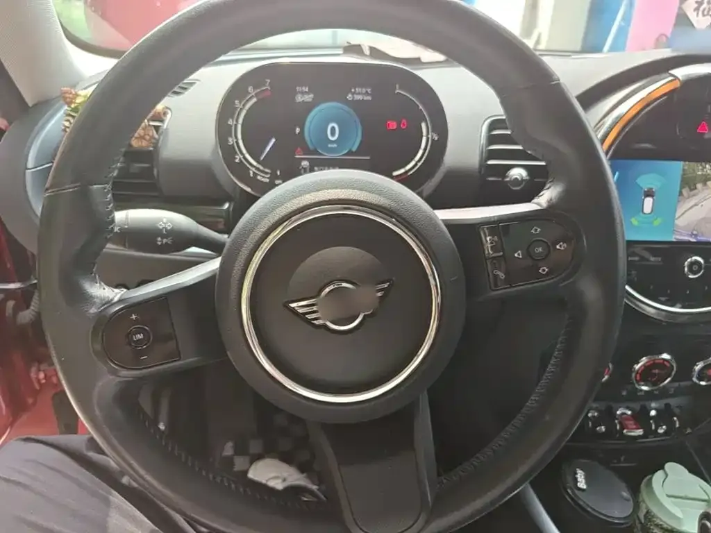 MINI Clubman — фото 3