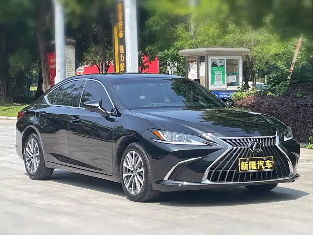 Lexus ES — фото 5