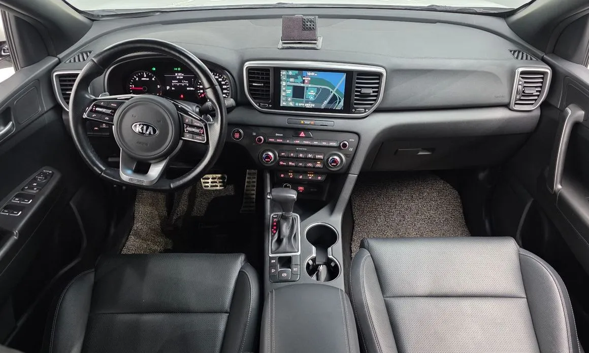 Kia Sportage — фото 10