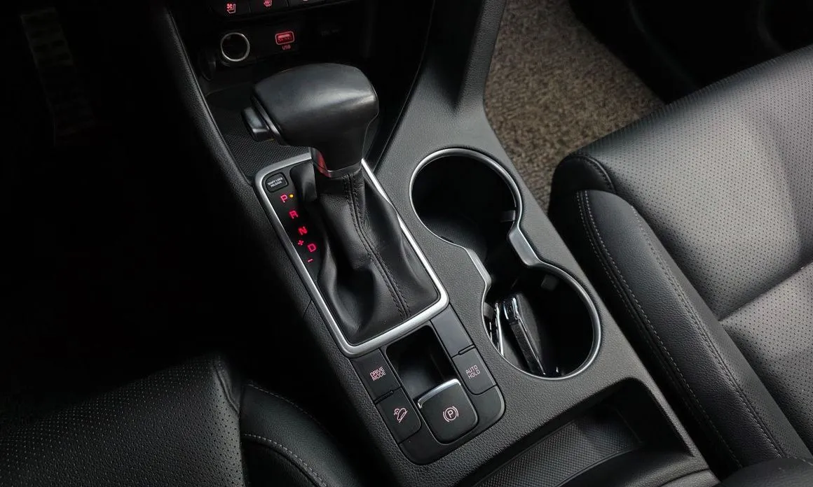 Kia Sportage — фото 9