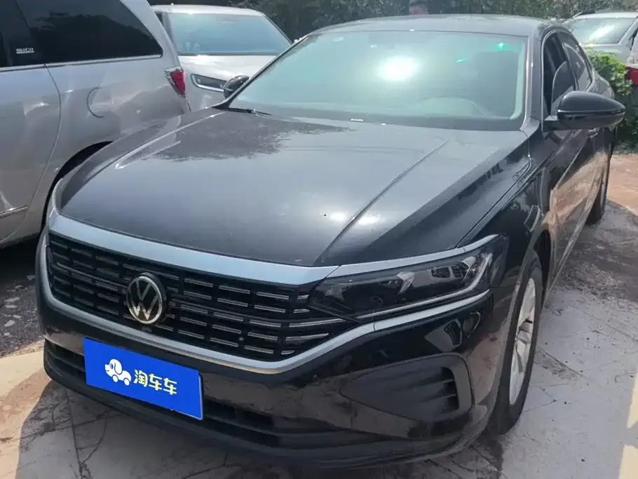 Volkswagen Passat — фото 1