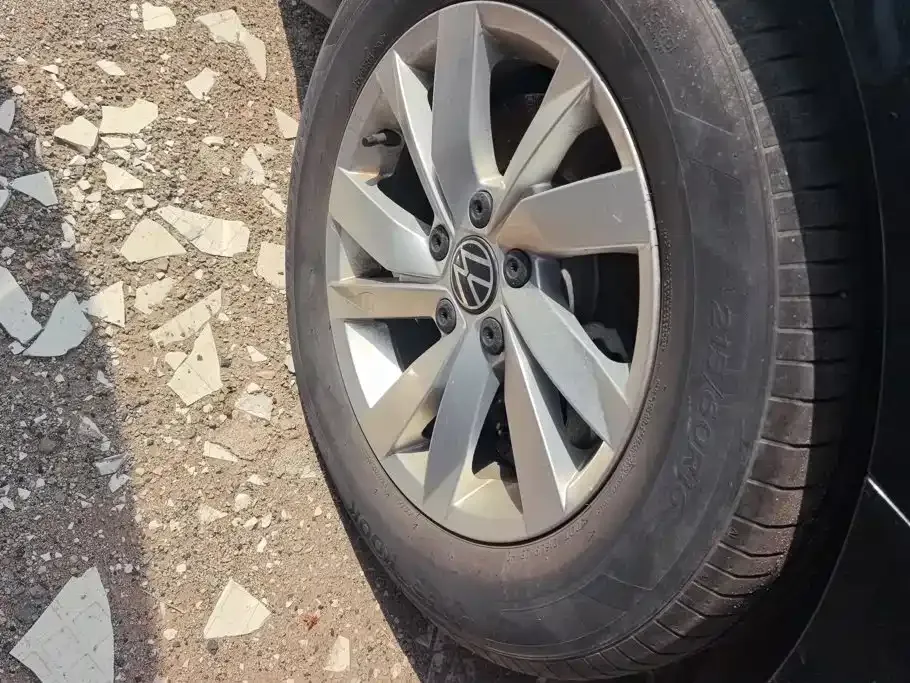 Volkswagen Passat — фото 8