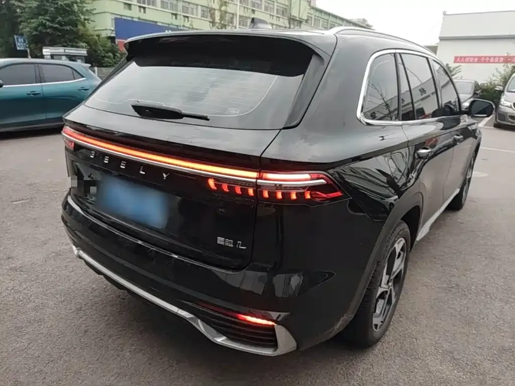 Geely Xingyue L — фото 6