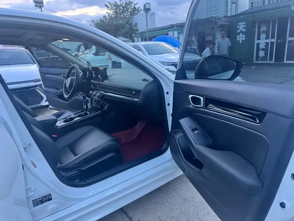 Honda Civic — фото 6