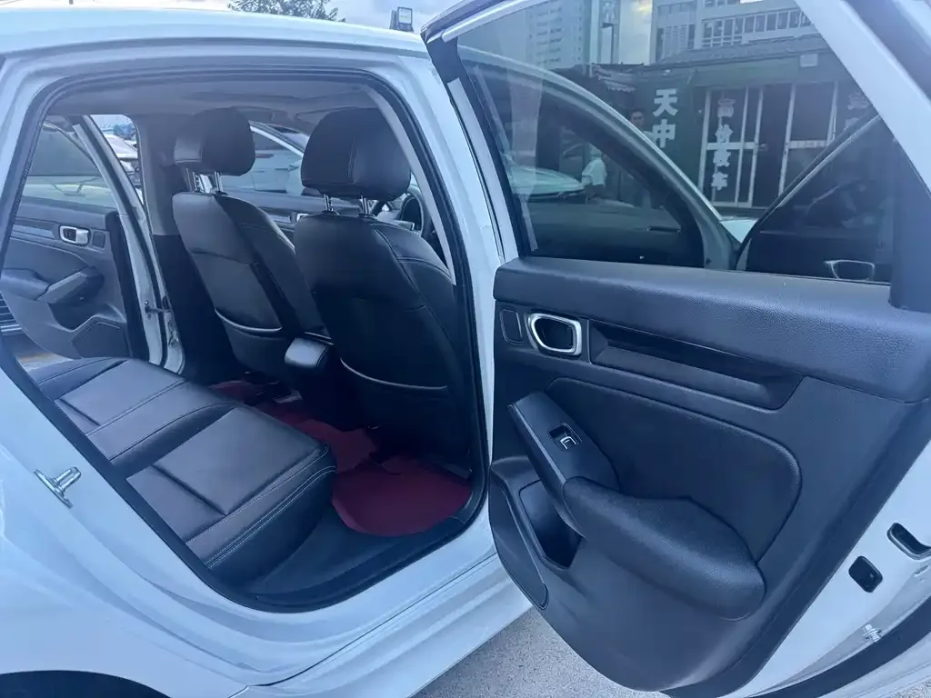 Honda Civic — фото 7