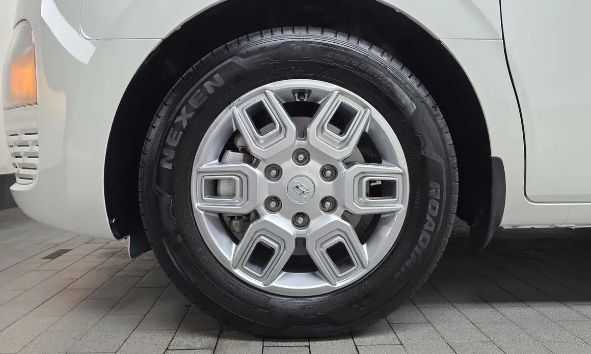 Hyundai Staria — фото 4