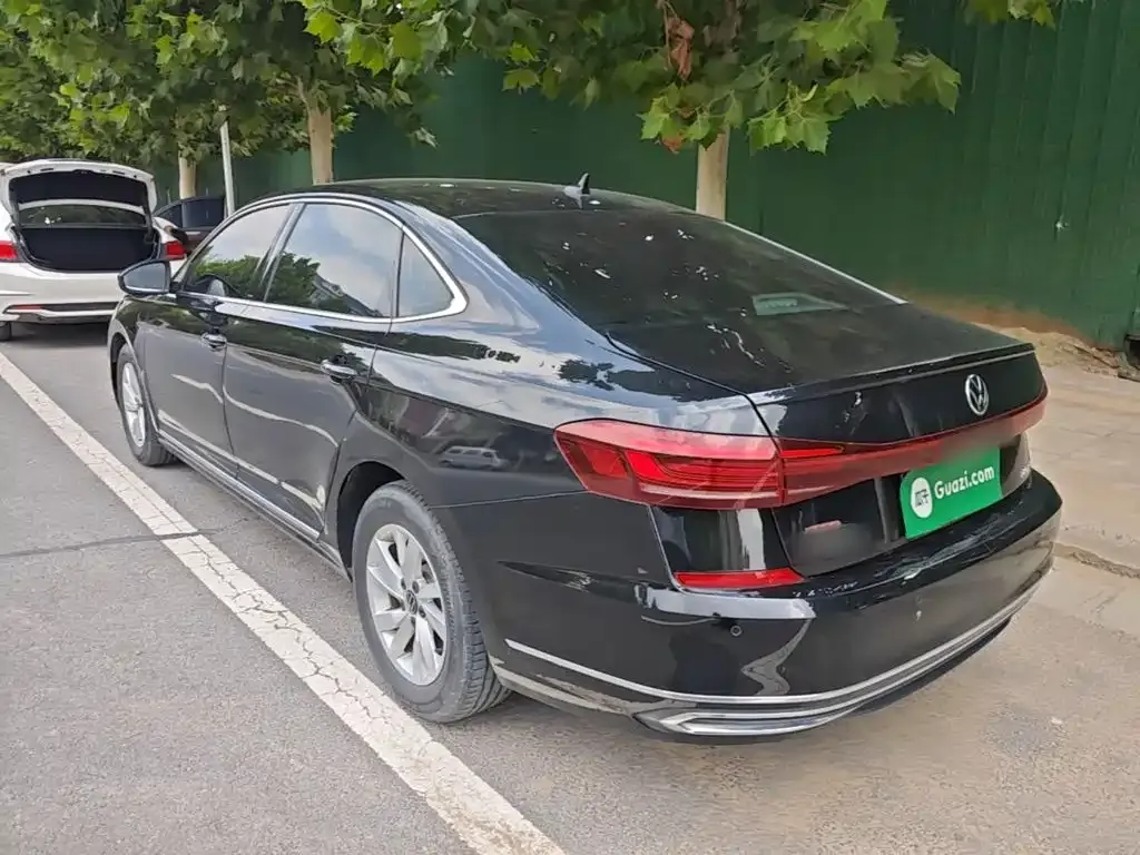 Volkswagen Passat — фото 5