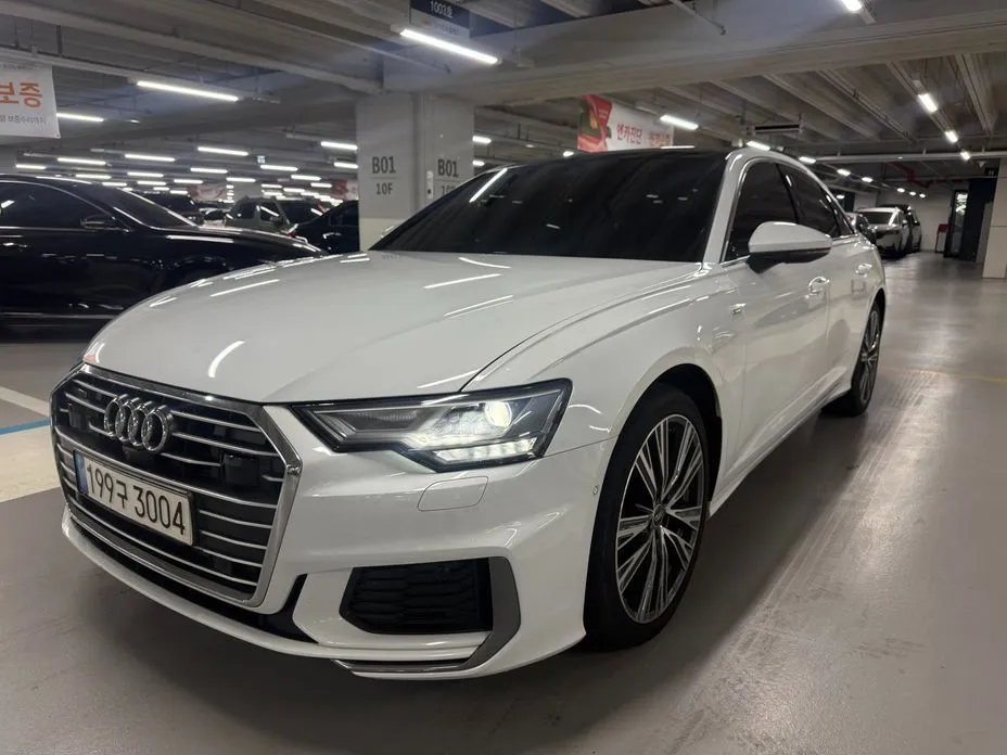 Audi A6 — фото 1