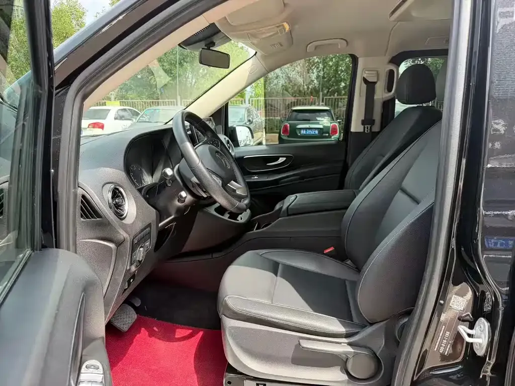 Mercedes-Benz Vito — фото 10