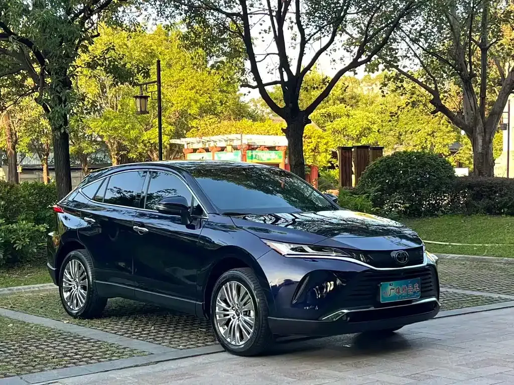 Toyota Harrier — фото 8