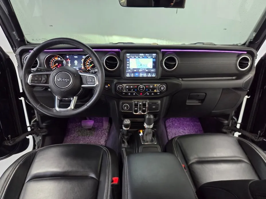 Jeep Wrangler — фото 4