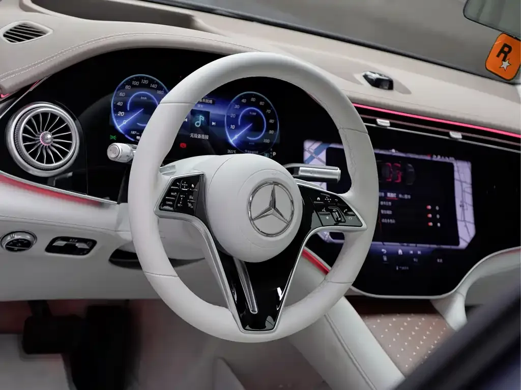 Mercedes-Benz EQS SUV — фото 8