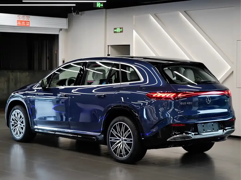 Mercedes-Benz EQS SUV — фото 7