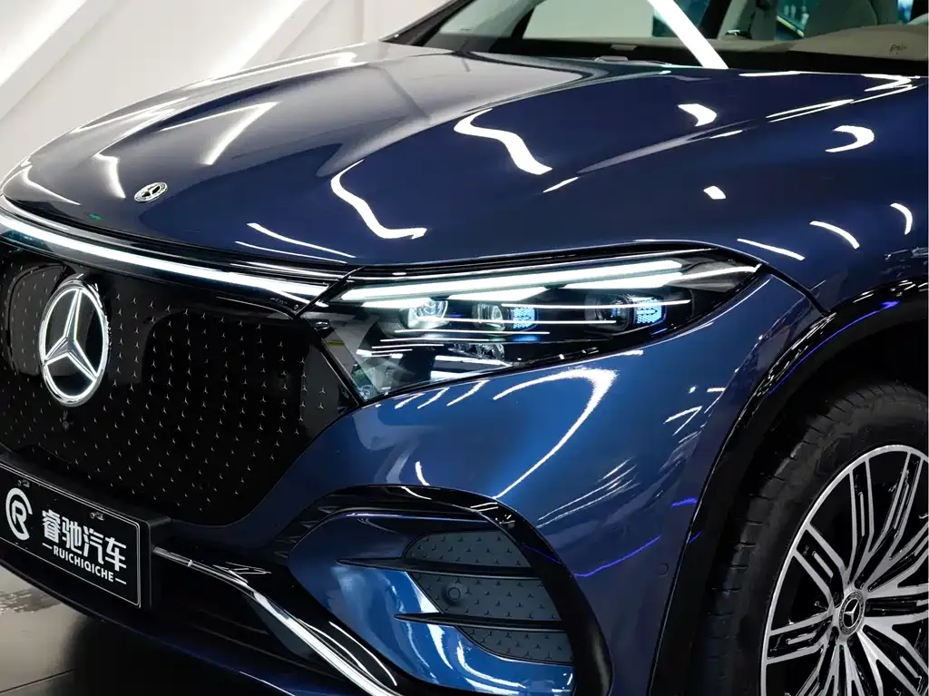 Mercedes-Benz EQS SUV — фото 10