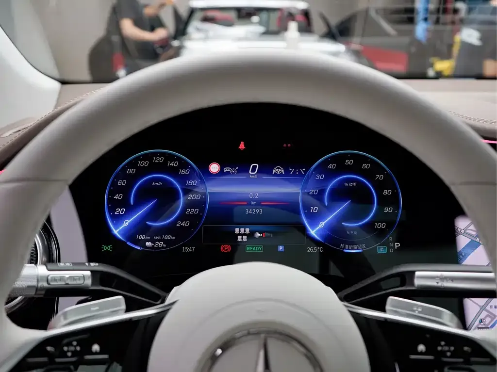Mercedes-Benz EQS SUV — фото 2
