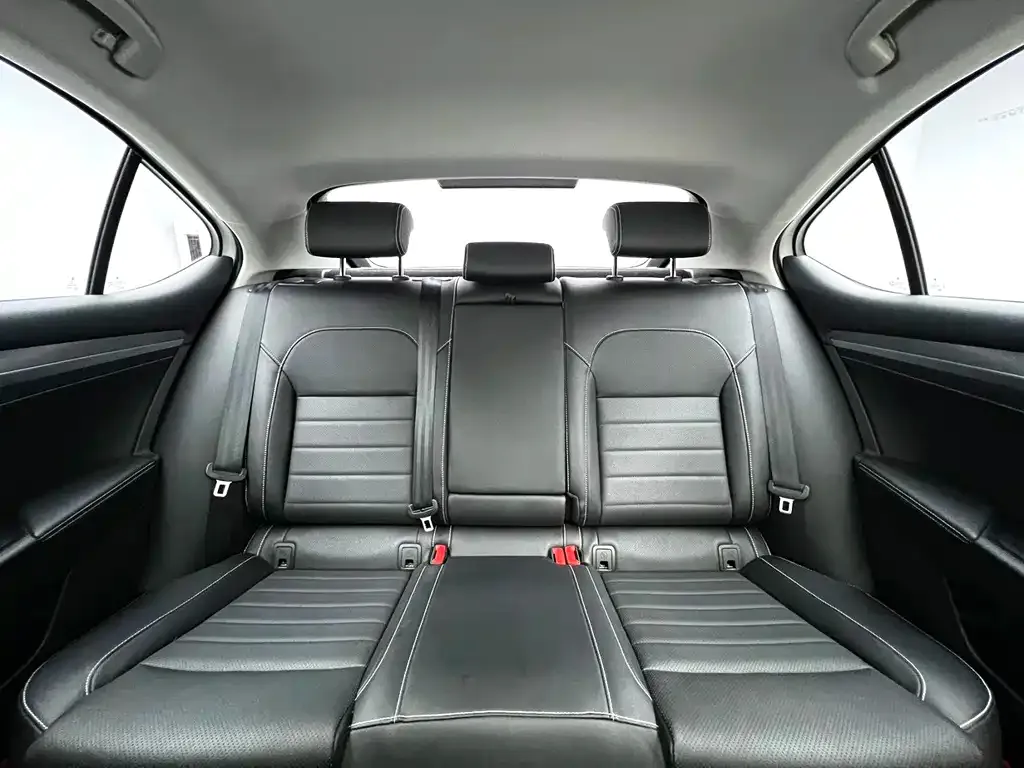 Skoda Superb — фото 4
