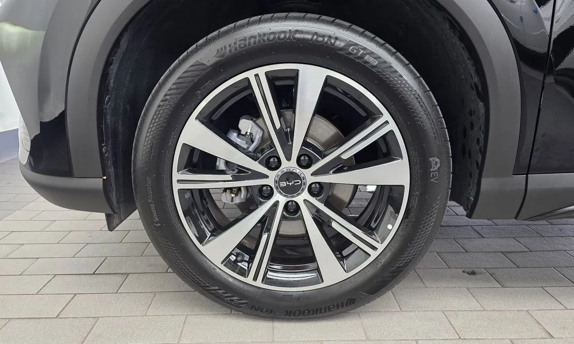 BYD Atto 3 — фото 10