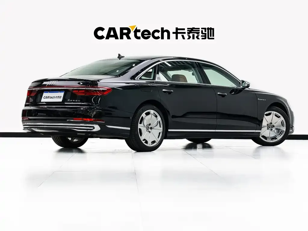 Audi A8 — фото 2