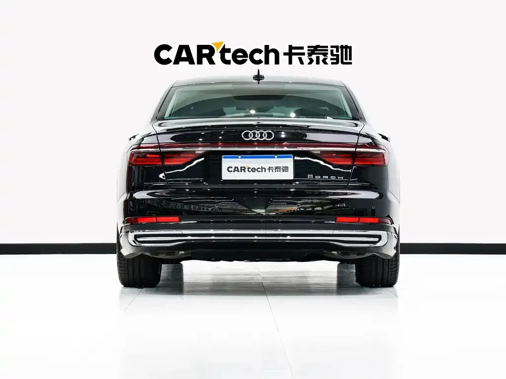 Audi A8 — фото 4