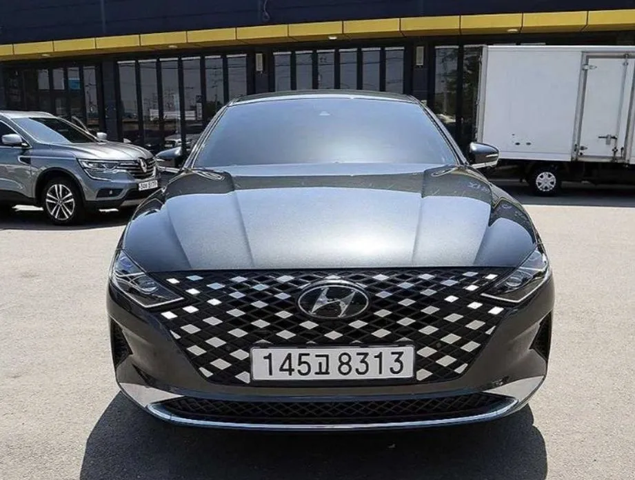 Hyundai Grandeur — фото 1