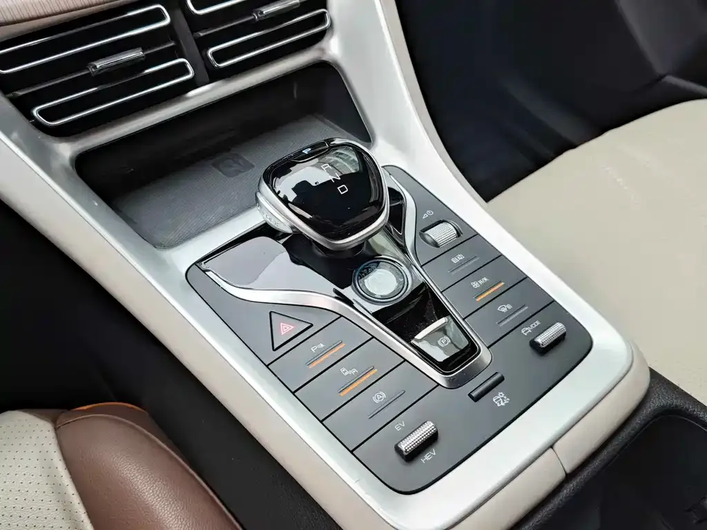 BYD Pro New Energy — фото 7