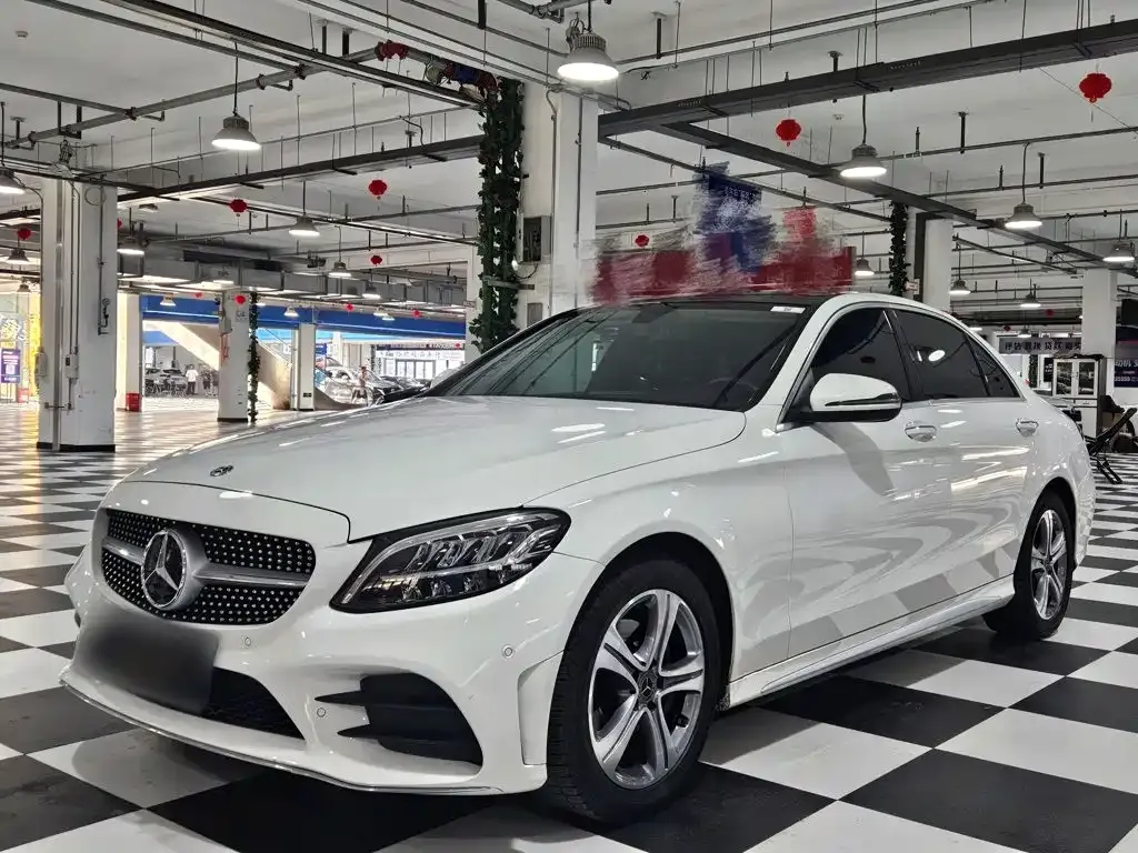 Mercedes-Benz C-Class — фото 10