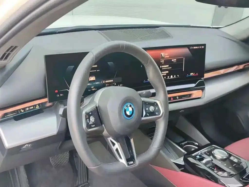 BMW i5 — фото 6
