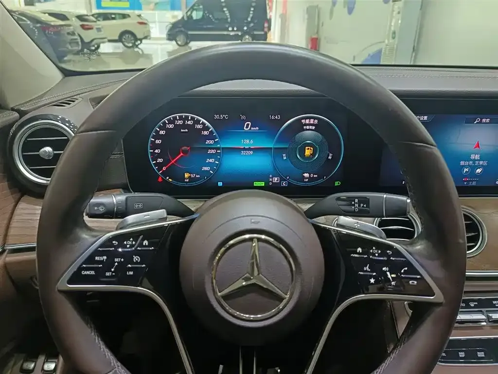 Mercedes-Benz E-Class New Energy — фото 2
