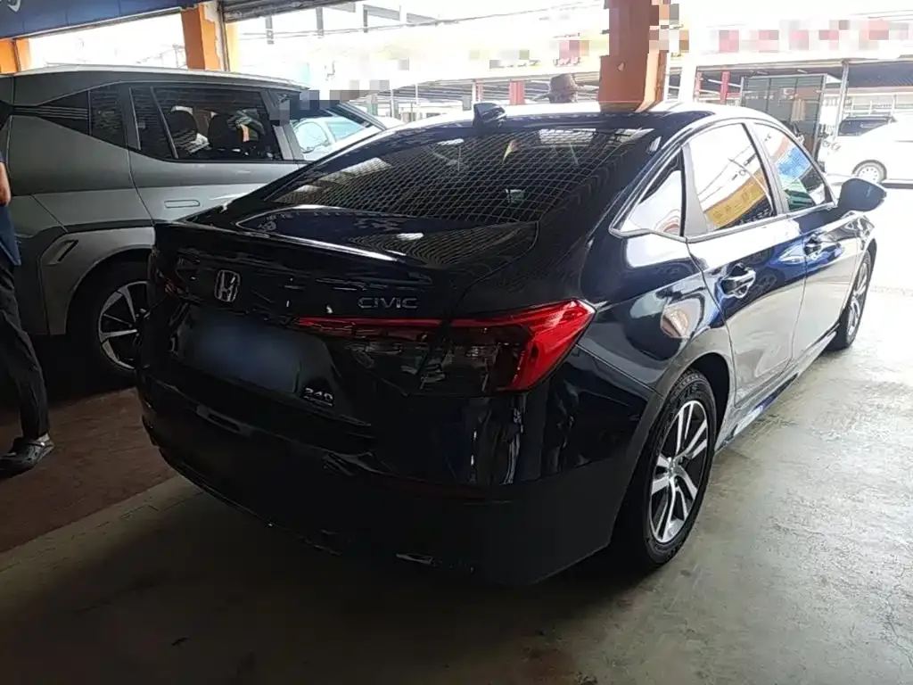 Honda Civic — фото 5