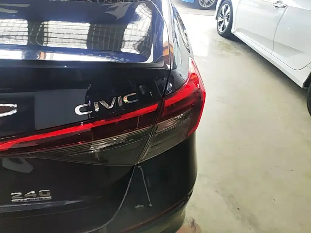 Honda Civic — фото 2