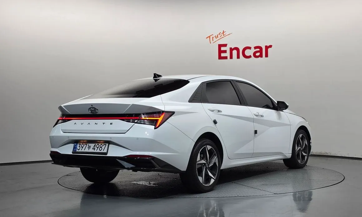 Hyundai AVANTE — фото 5