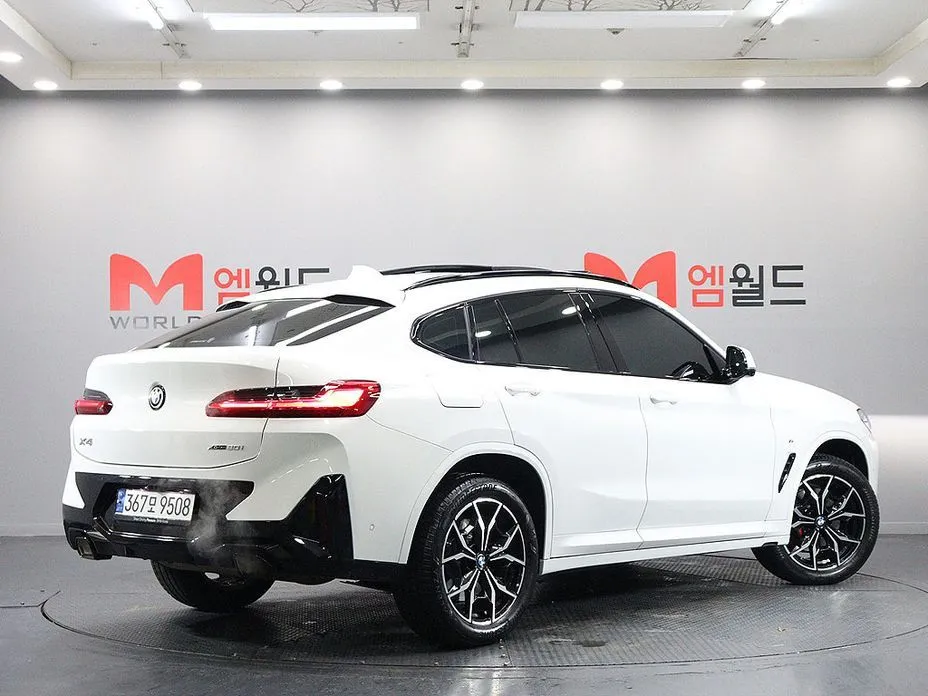 BMW X4 — фото 4