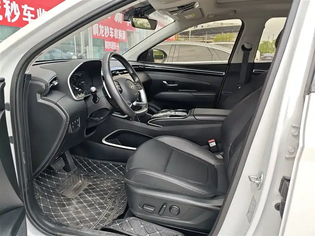 Hyundai Tucson — фото 8