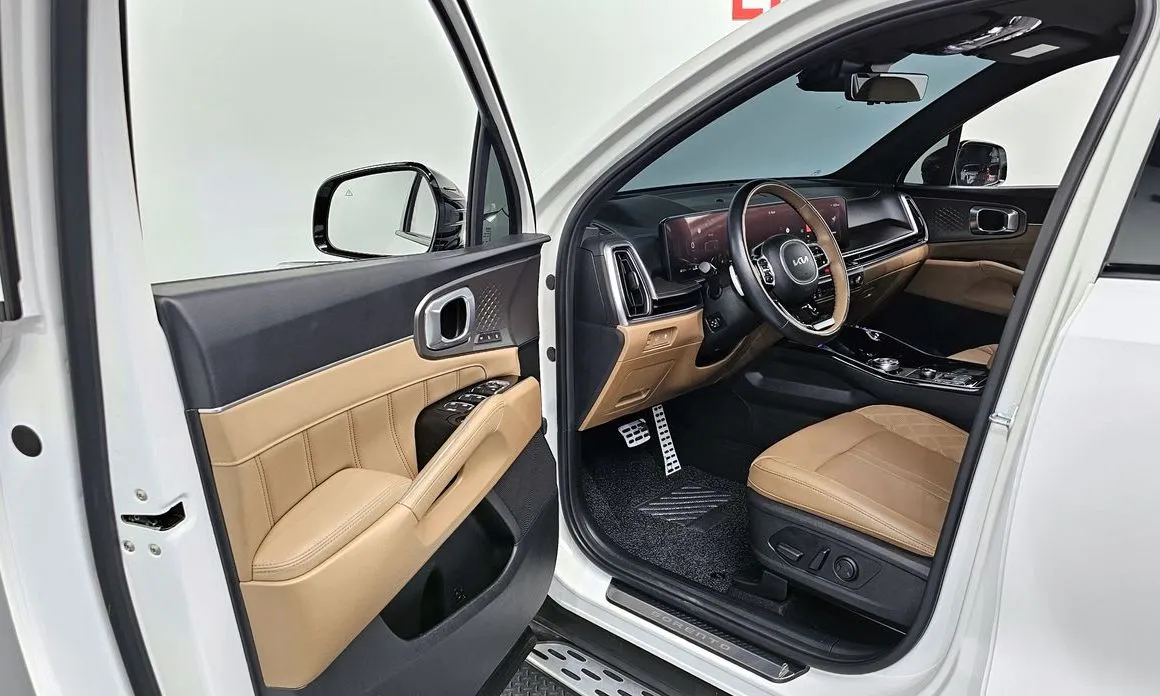 Kia Sorento — фото 6