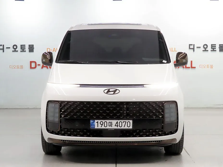 Hyundai Staria — фото 3