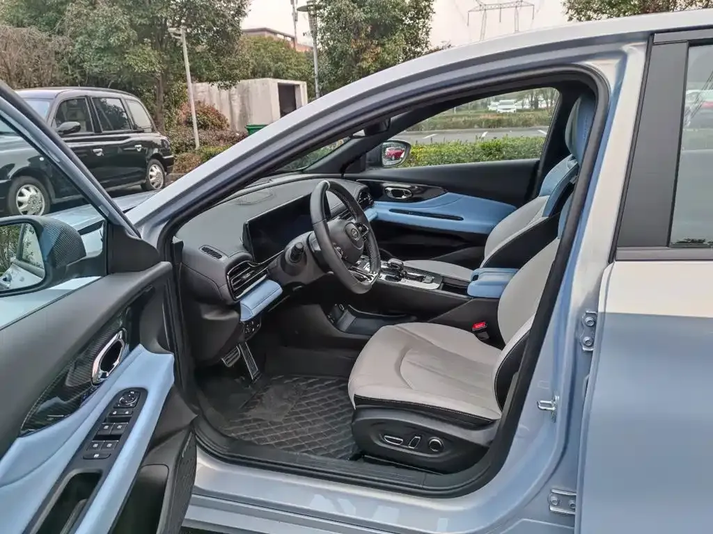 GAC Motor Shadow Leopard — фото 6