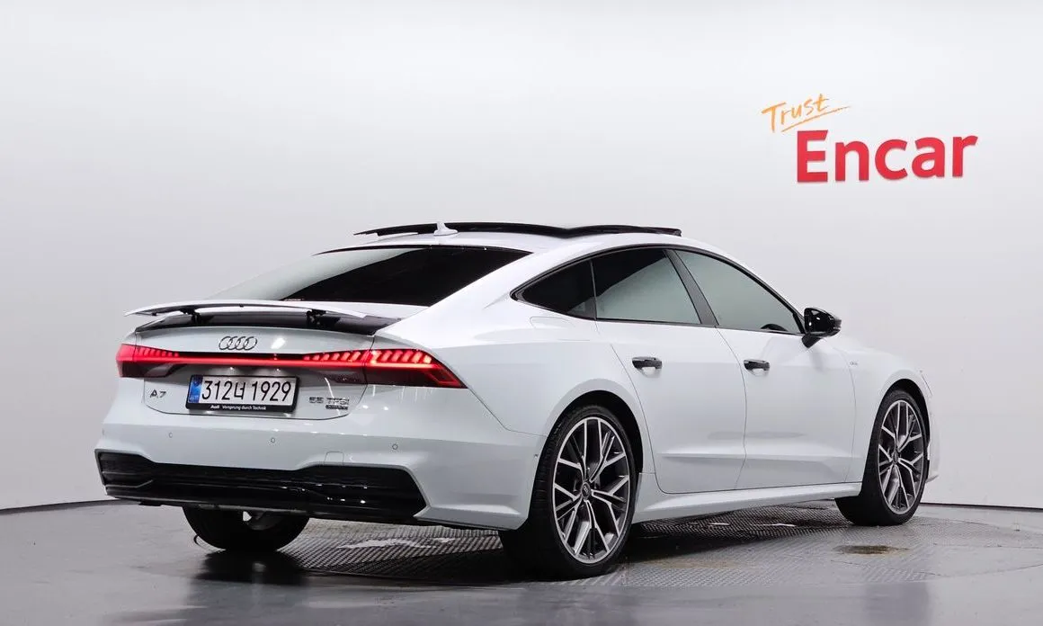 Audi A7 — фото 2