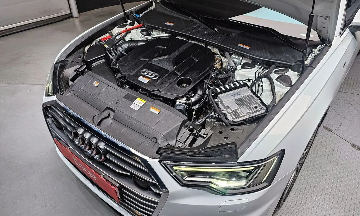 Audi A6 — фото 10